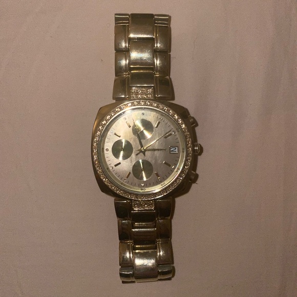 DKNY watch - Picture 4 of 5